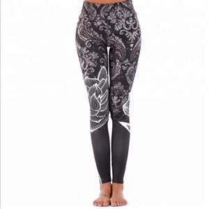 Legging on Black